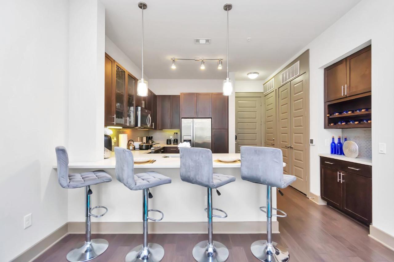 U1 Penthouse Downtown Houston Rental Car Available Apt 1Br 1Bth Gym Sleep Good Buitenkant foto