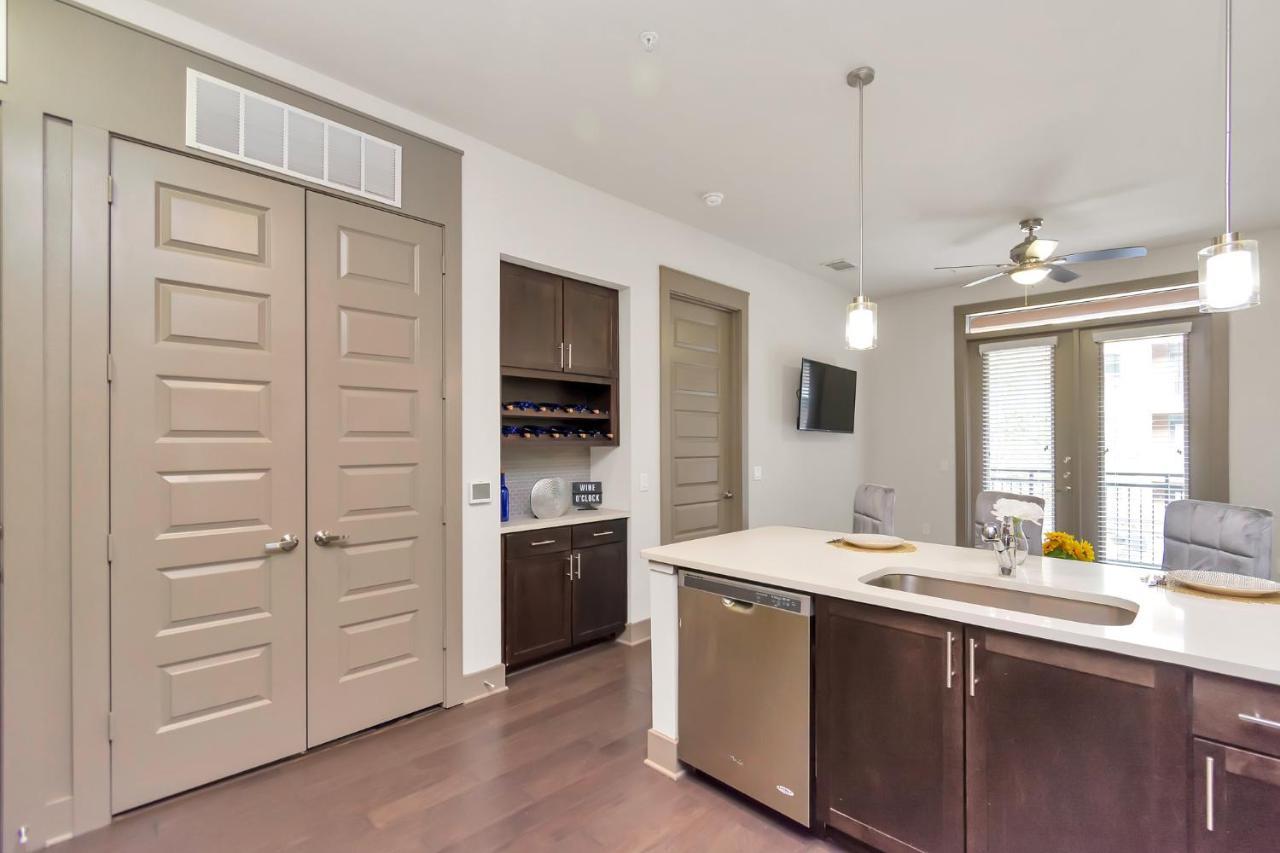 U1 Penthouse Downtown Houston Rental Car Available Apt 1Br 1Bth Gym Sleep Good Buitenkant foto